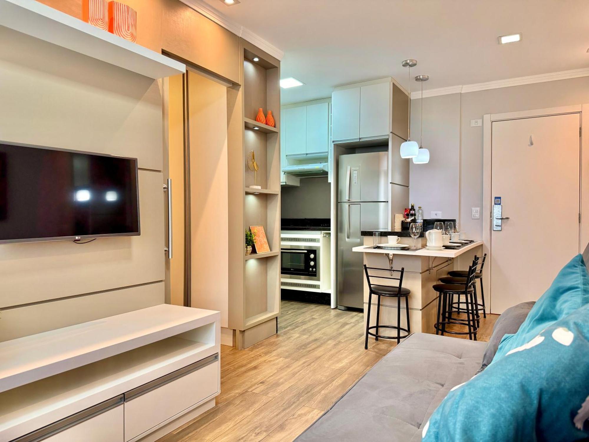 Lifespace Curitiba - Apartamentos Urooms Cameră foto