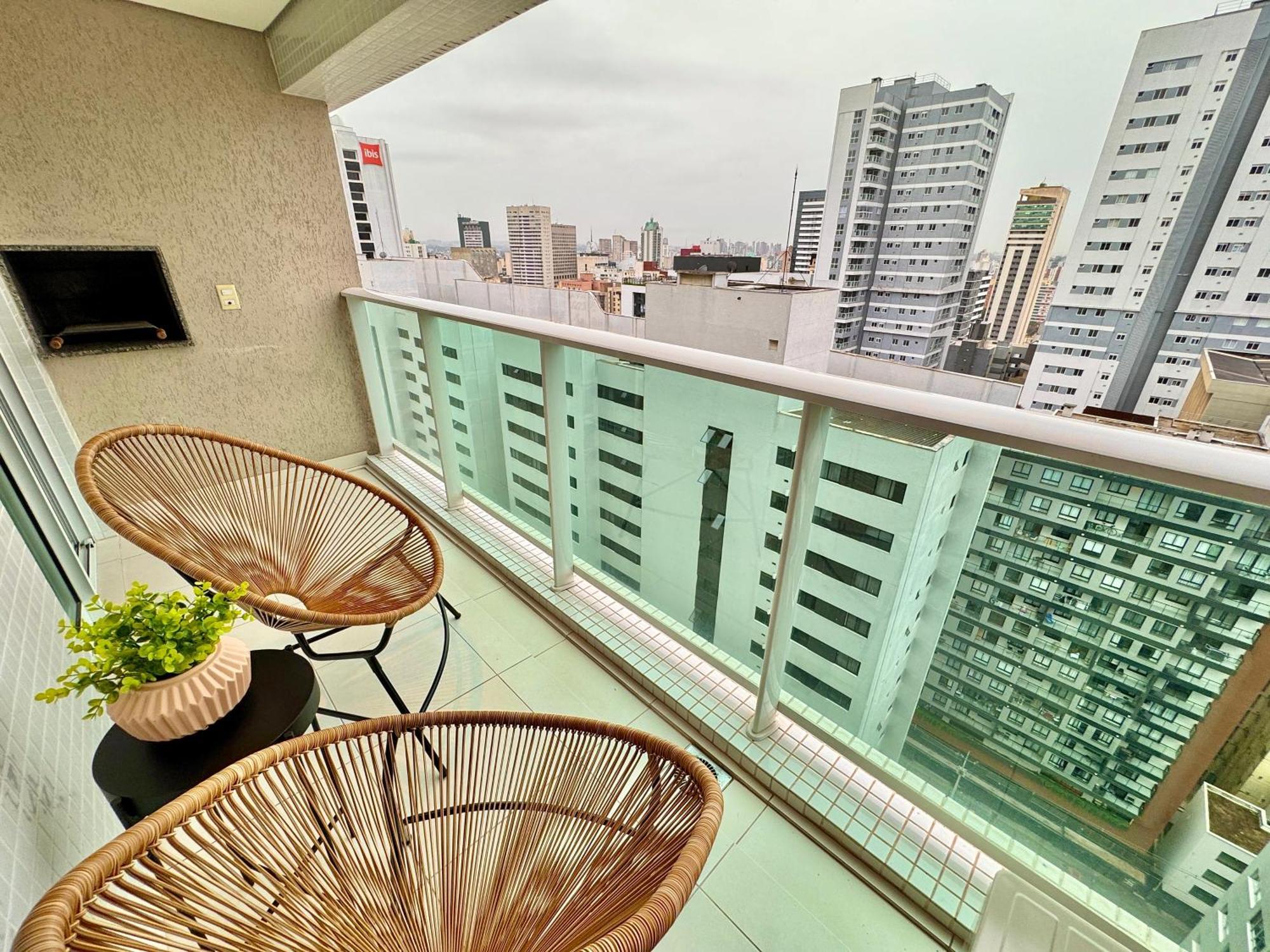 Lifespace Curitiba - Apartamentos Urooms Cameră foto
